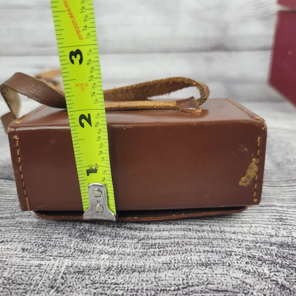 B+W 32mm Lens Shade and Filter Leather Case with Strap Camera Photography
